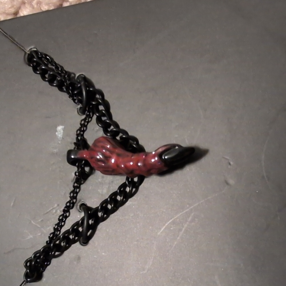 Jujutsu Kaisen Sukina Finger Black and Red Necklace NWT - Picture 5 of 6